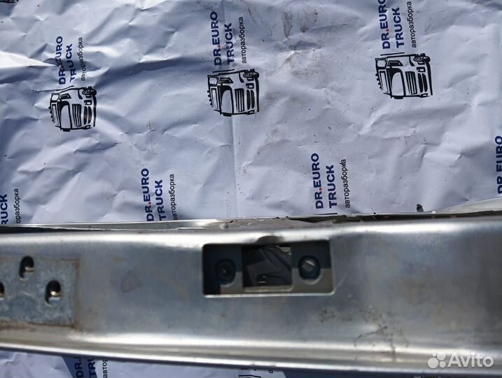 Дверь правая на Volvo Fm, Fmx. Вольво самосвал