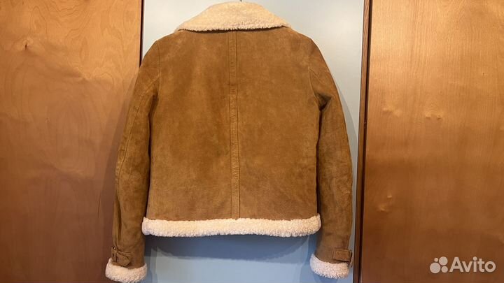 Zara женская куртка 44