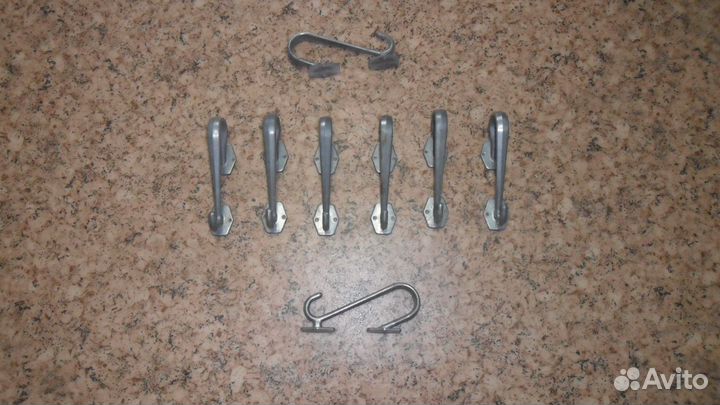 Ручки мебельные, дверные, стяжки, заглушки