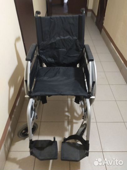 Коляска инвалидная