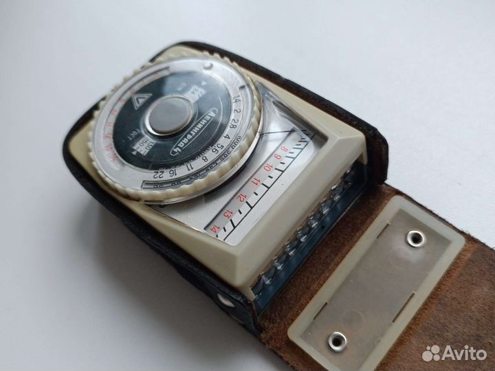 Экспонометр Ленинград 4