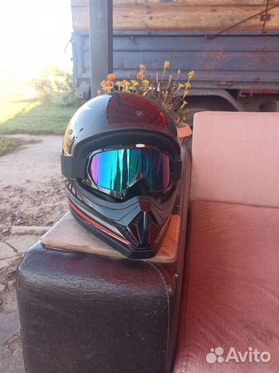 Мото шлем