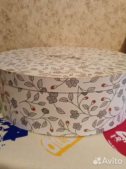 Коробка подарочная круглая