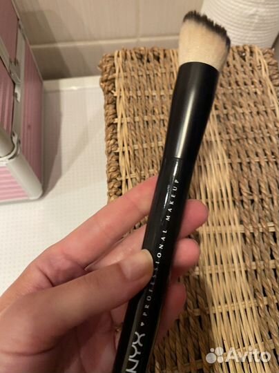 Кисть Nyx