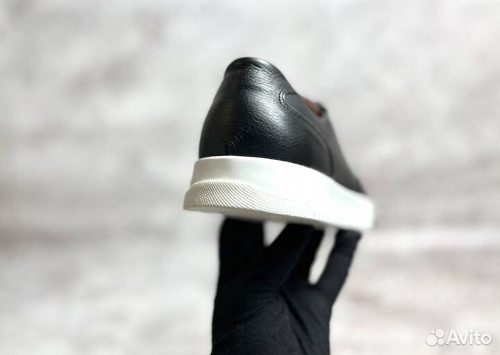 Кроссовки Boss универсальные