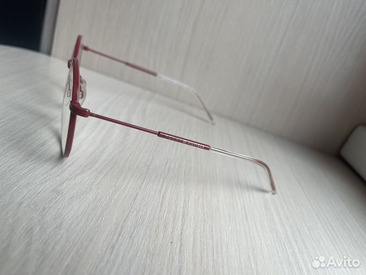 Очки tommy hilfiger