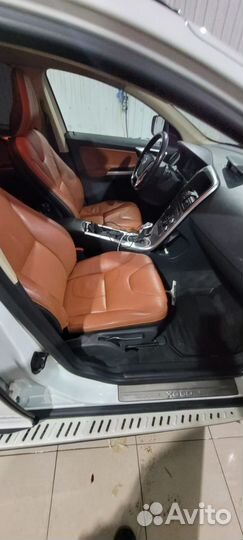 Volvo XC60 2.4 AT, 2010, 220 000 км