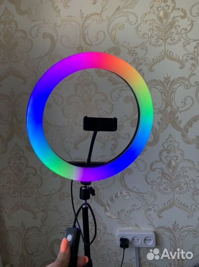 Кольцевая лампа со штативом