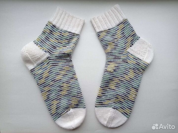 Вязаные носки женские