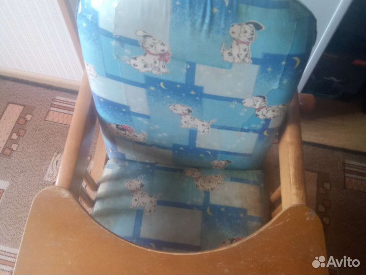 Детский стульчик для кормления