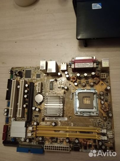 Материнская плата с процессором и видеокартой