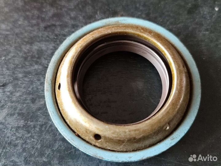 Сальник дифференциала Meyle 614 037 0003