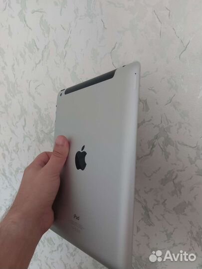 iPad 4 64gb wifi cellular