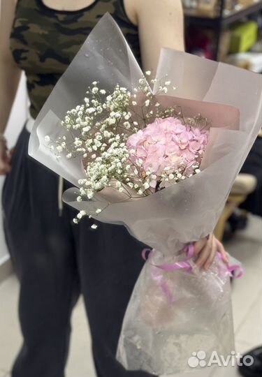 Букет- комплимент из гортензии