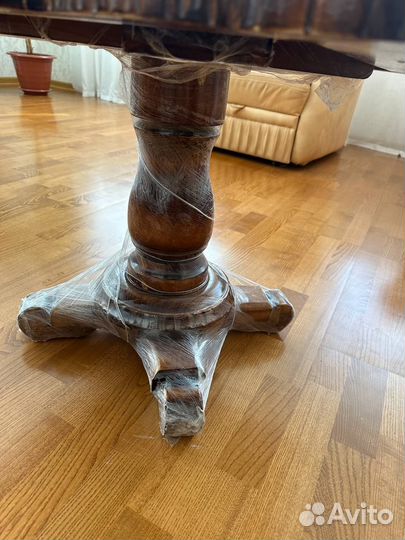 Шахматный стол и шахматы ручной работы