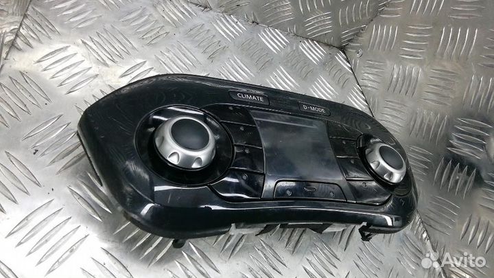 Блок управления климатической установкой Nissan Ju