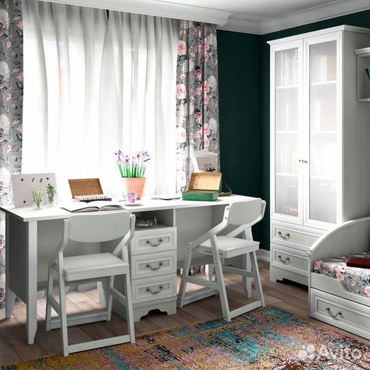 Детский набор мебели