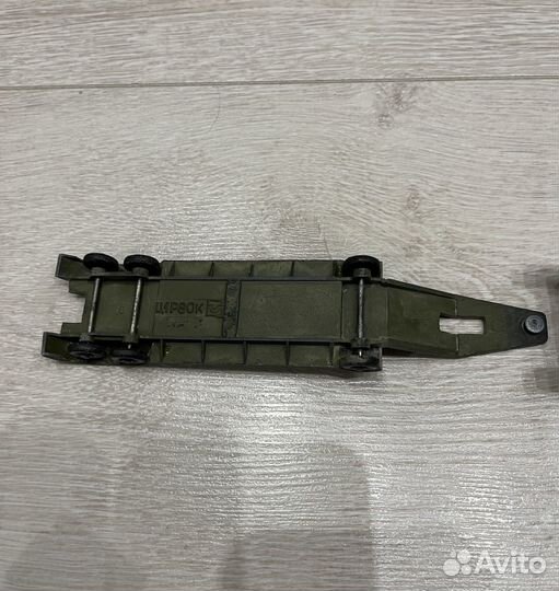 Продам модель СССР тягач маз+краз