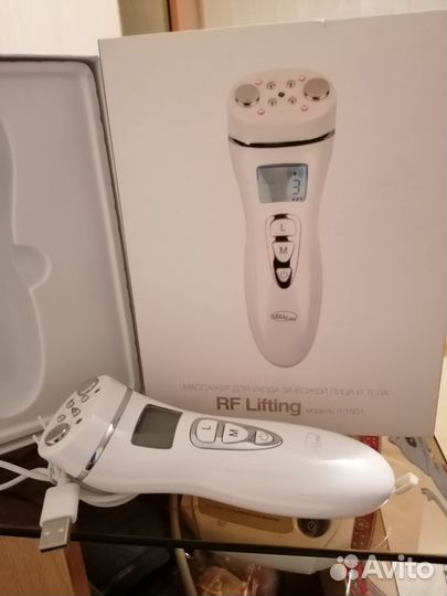 Массажер для лица RF-лифтинг
