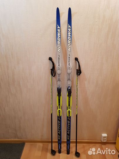 Беговые лыжи классические бу для ребенка