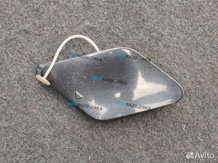 Заглушка переднего бампера под крюк BMW 5