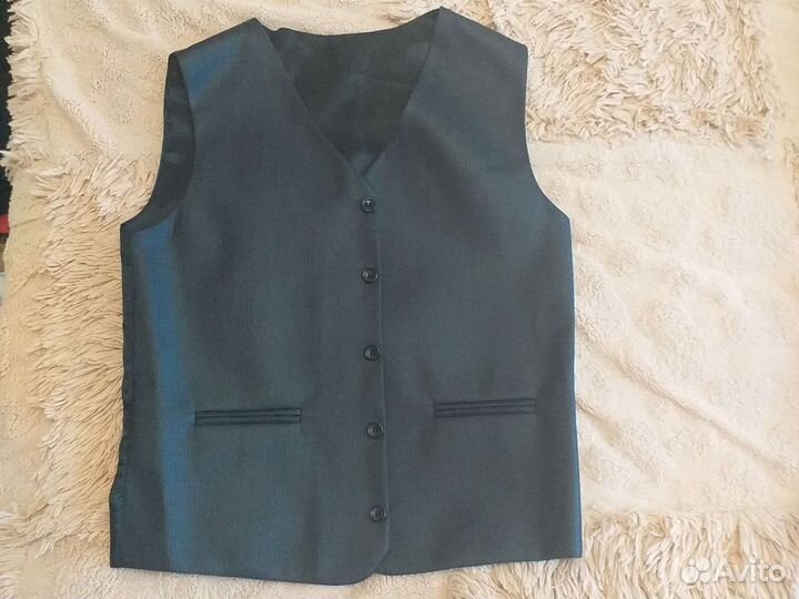 Костюм тройка (брюки, пиджак, жилет) новый рост160