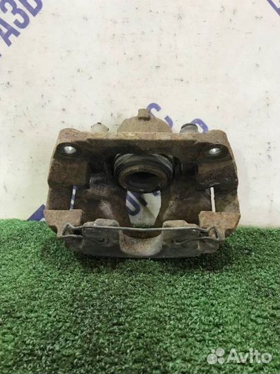 Суппорт передний левый Renault Megane 2 седан 1.6