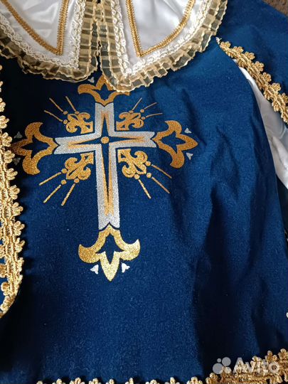 Костюмы мушкетера и тигренка