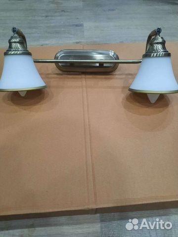 Светильник настенный бу