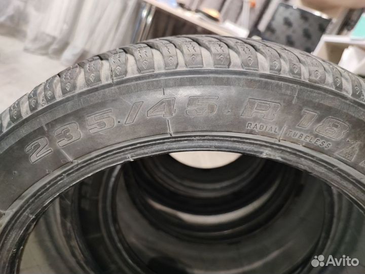 Bfgoodrich G-Force Winter 2 SUV 235/45 R18