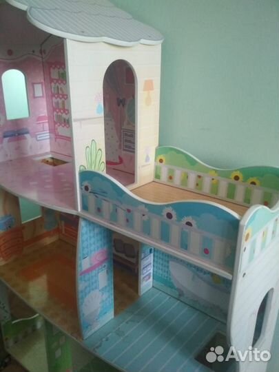 Домик кукольный