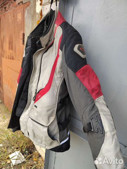 Мотокуртка macna