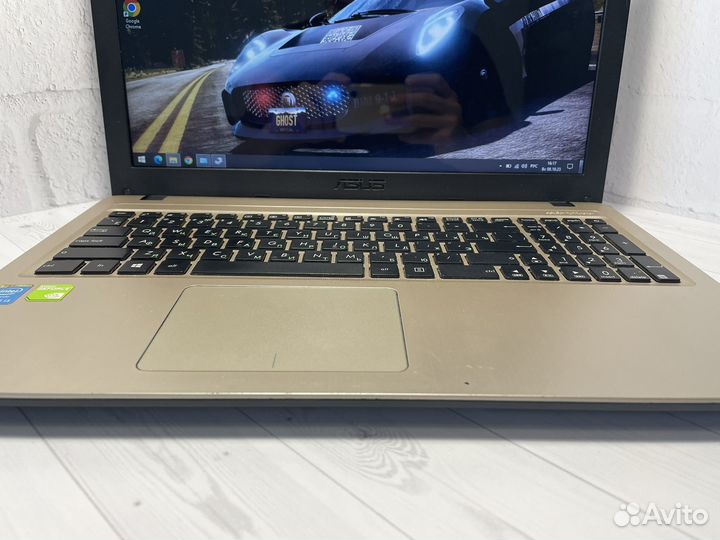 Игровой ноутбук Asus i3/12gb/2видеокарты/SSD