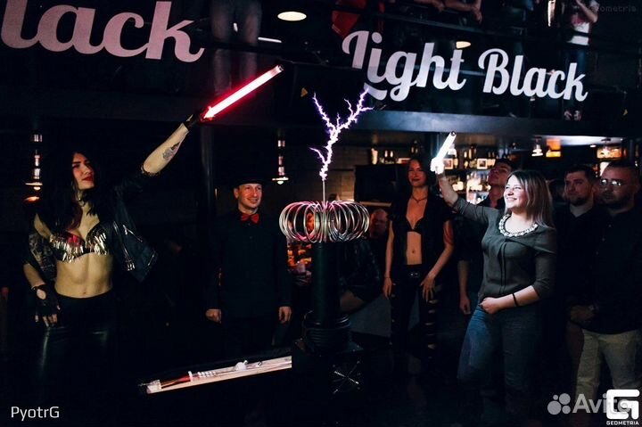 Фокусник иллюзионист