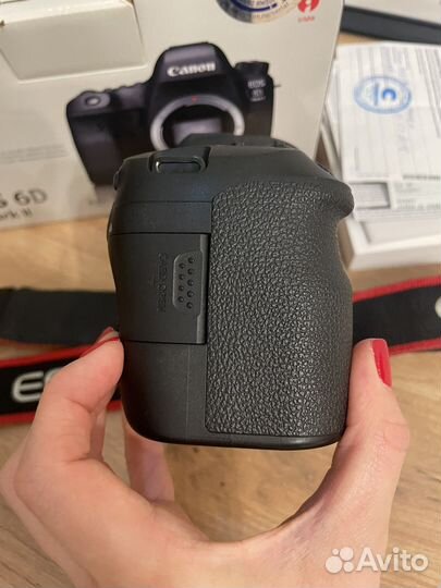 Зеркальный фотоаппарат canon 6d mark II