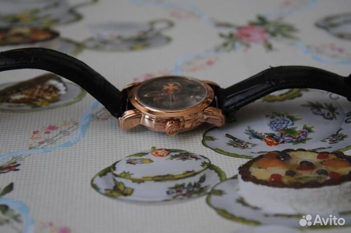 Часы новые