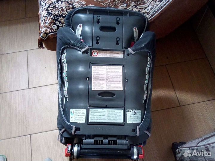 Машинное детское креслом