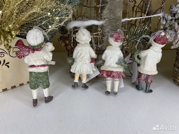 Новогодние елочные игрушки Дети