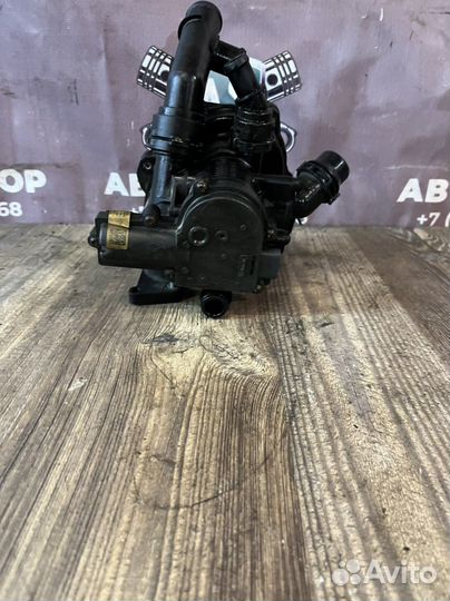 Volkswagen teramont Насос водяной с термостатом