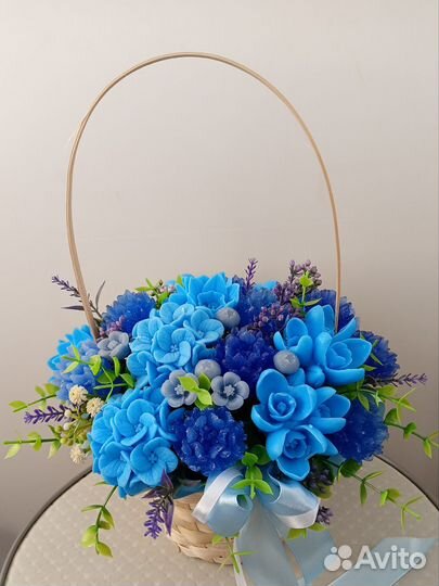 Корзина с цветами из мыла