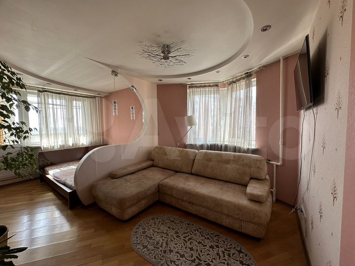 2-к. квартира, 59,9 м², 14/17 эт.