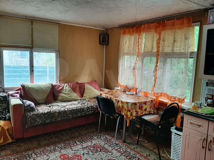 Дом 40 м² на участке 6 сот.