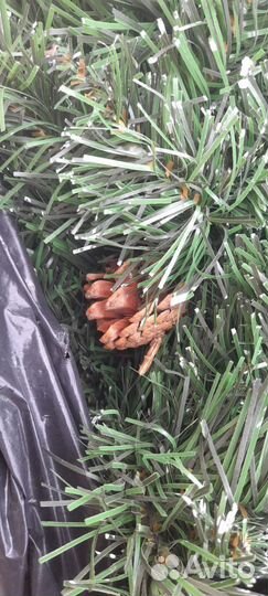 Елка искусственная