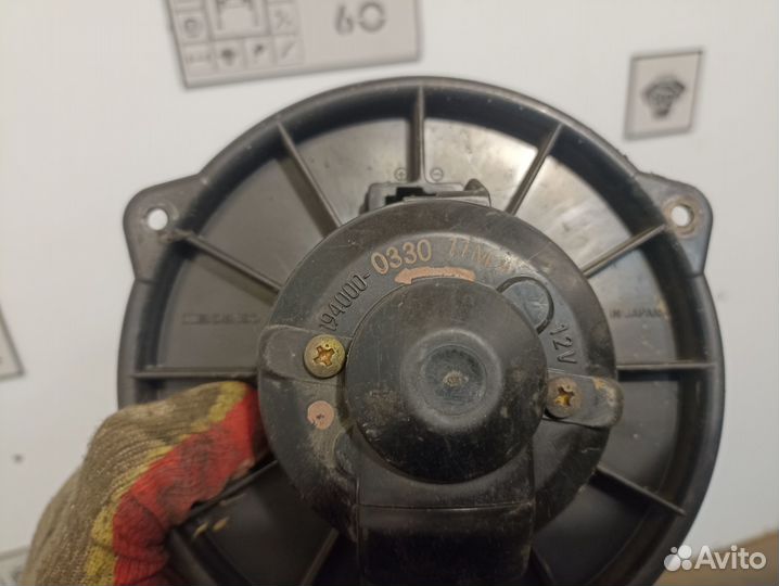 Моторчик отопителя Toyota 4 Runner / Hilux Surf