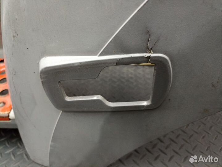 Корпус подножки левой Mercedes-Benz Axor