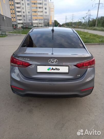 Hyundai Solaris 1.6 МТ, 2018, битый, 215 000 км