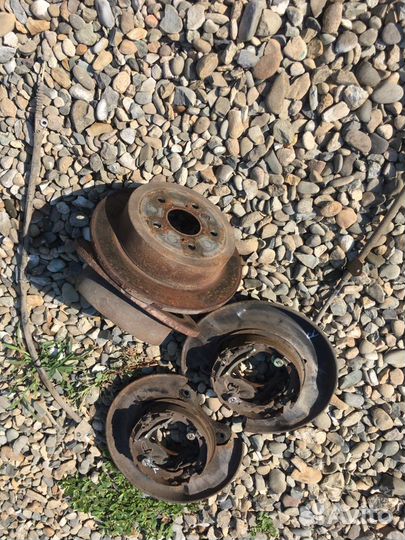 Кожух тормозной задний toyota alphard 2002 аль