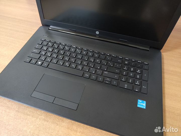 Ноутбук бу HP / как новый / 17 дюймов / 2021 год