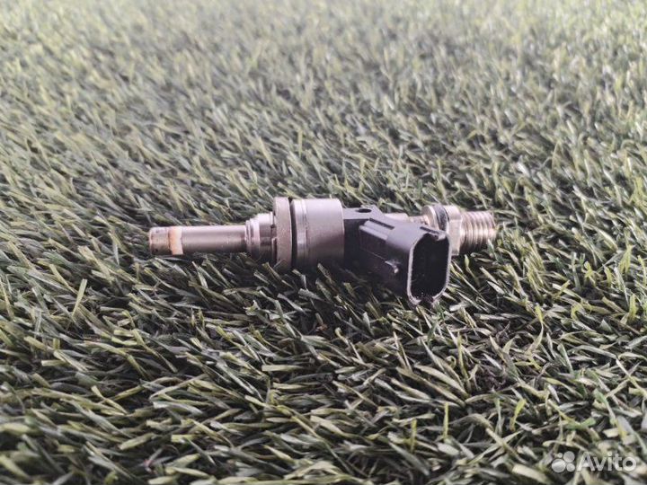 Форсунка топливная Porsche Cayenne 957 M48.01 2009