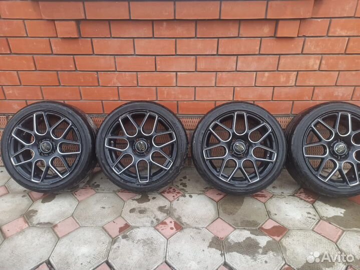 Ленсо lenzo R17